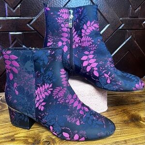 Floral Ankle Boots - Navy, Black and Pink, Liz Claiborne Size 10W, Gently Used